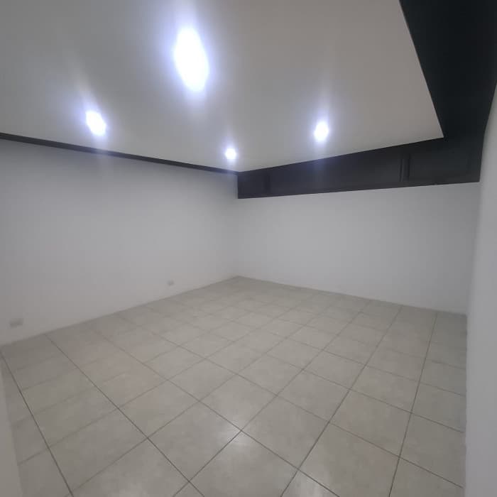 Oficina en Renta en Zona 10 Guatemala | Espacio Comercial — foto 4