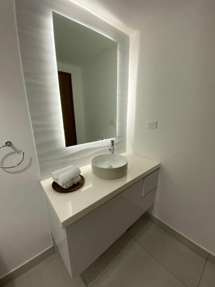 Venta de apartamento en Edificio Altture, zona 16. — foto 10