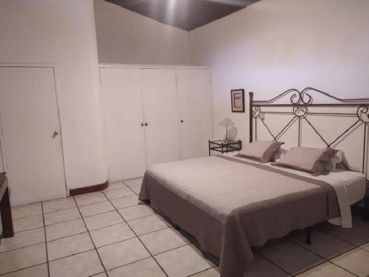 Linda casa amueblada en zona 10. — foto 4