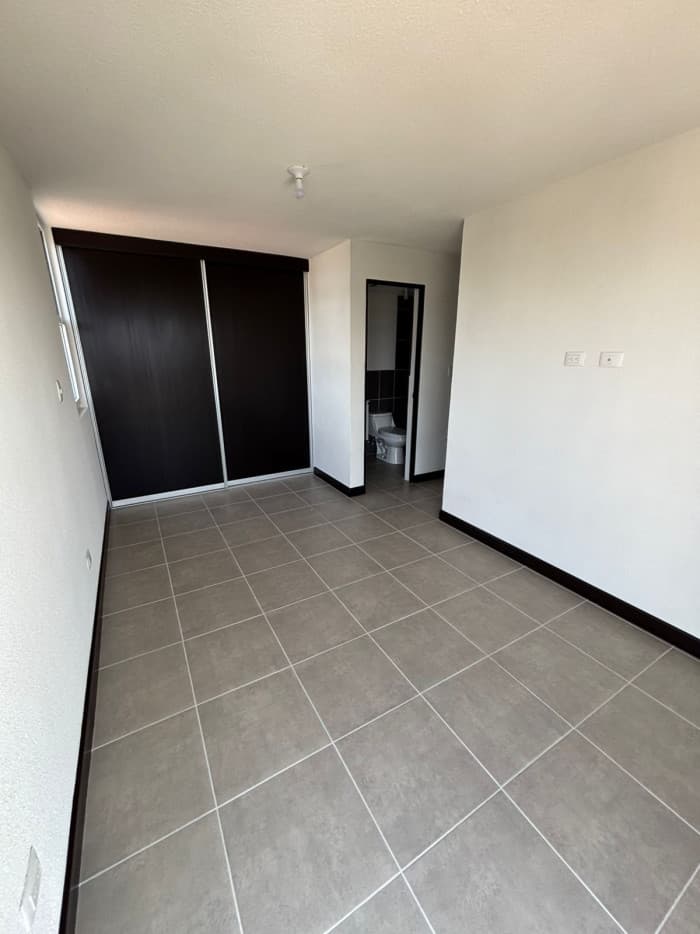 APARTAMENTO EN VENTA - EDIFICIO ESENTA ZONA 12 — foto 4