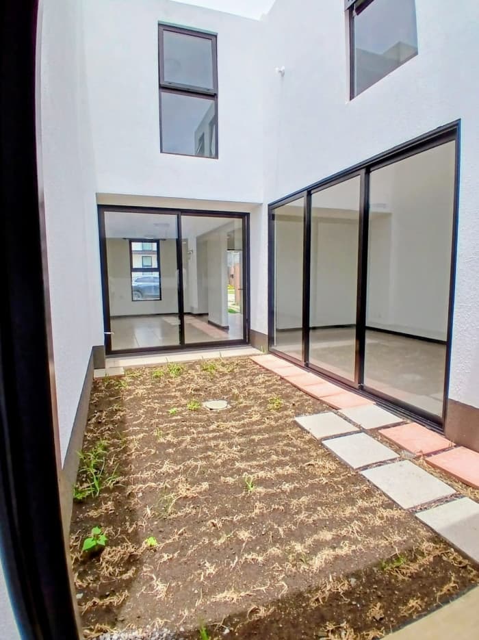 En renta Casa nueva Senderos del Comendador 2 — foto 5