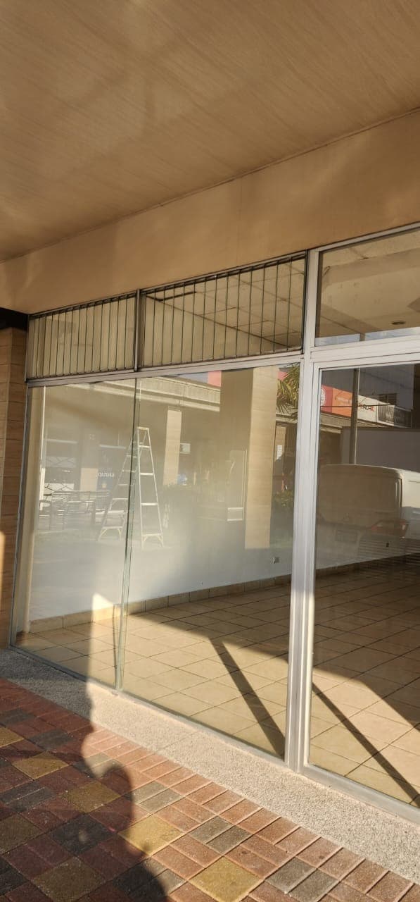 LOCAL EN #RENTA EN VILLA NUEVA — foto 1