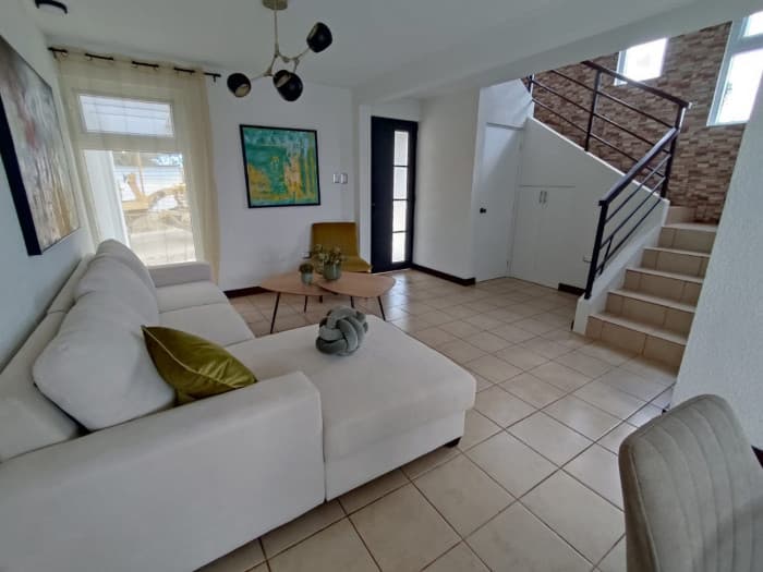 CASA #VENTA EN ALTOS DE VILLAGE, FRAIJANES — foto 1