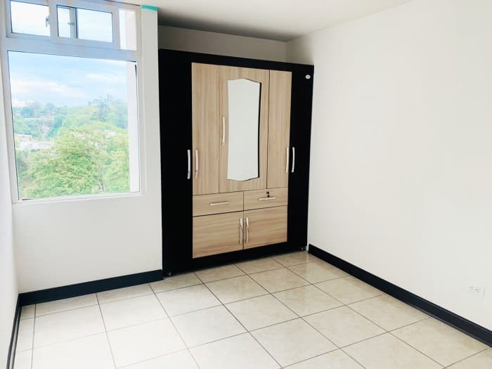 VENDO/RENTO APARTAMENTO CASA FLORENTINA ZONA 17 — foto 6