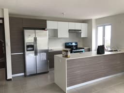 ZONA 11. ALQUILO o VENDO APARTAMENTO EN PARQUE11