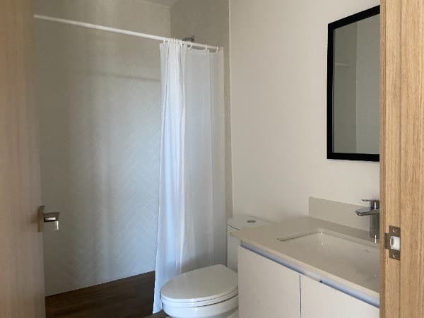 APARTAMENTO EN RENTA EN TRIVA, ZONA 15 — foto 15