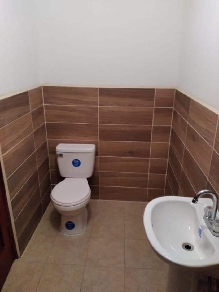 Rento bonito apartamento en zona 14 — foto 9