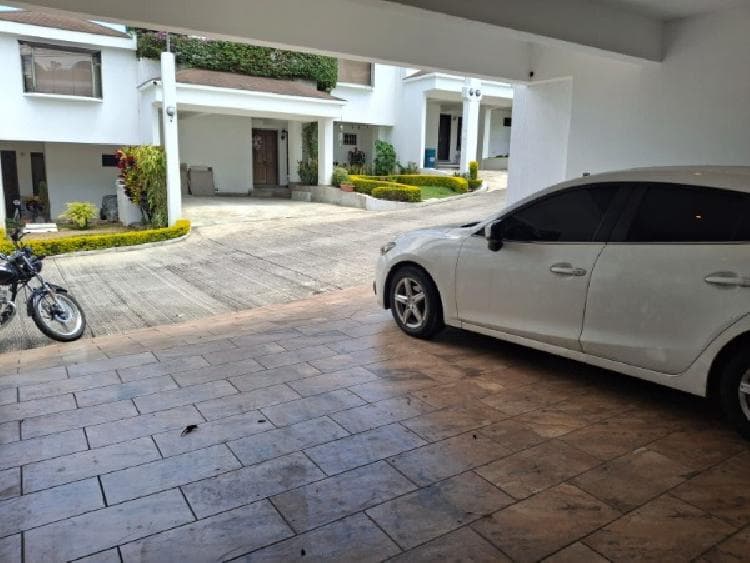 CASA EN VENTA SAN CRISTOBAL - ZONA 8 DE MIXCO — foto 10