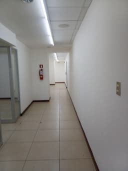 Oficina Comercial en Renta en zona 9 Guatemala