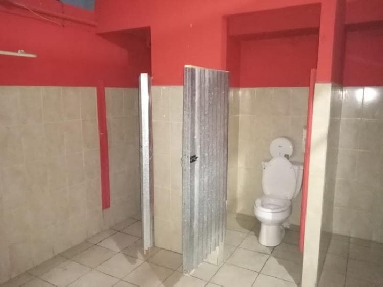 Amplio local comercial en renta, zona 10. — foto 4