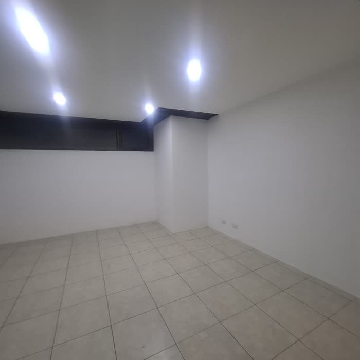 Oficina en Renta en Zona 10 Guatemala | Espacio Comercial — foto 3