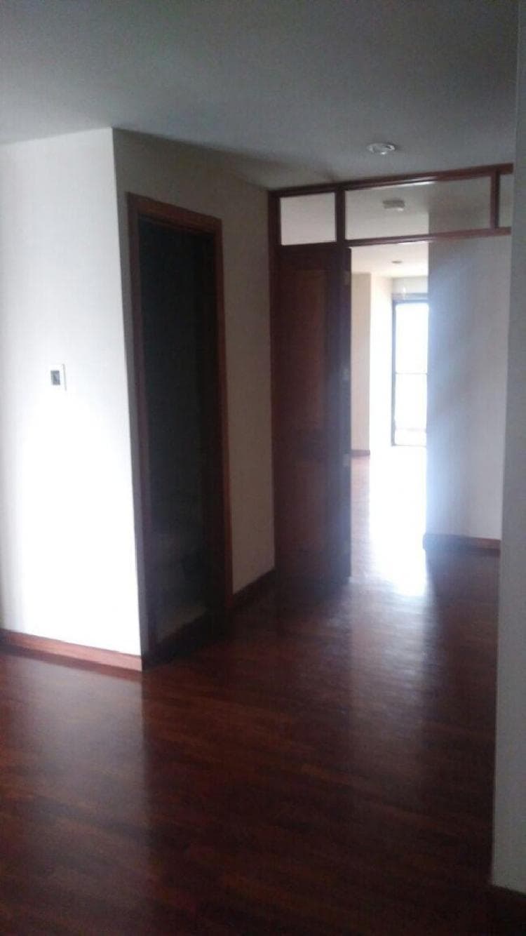 Plus Real Estate renta apartamento en zona 10 — foto 3