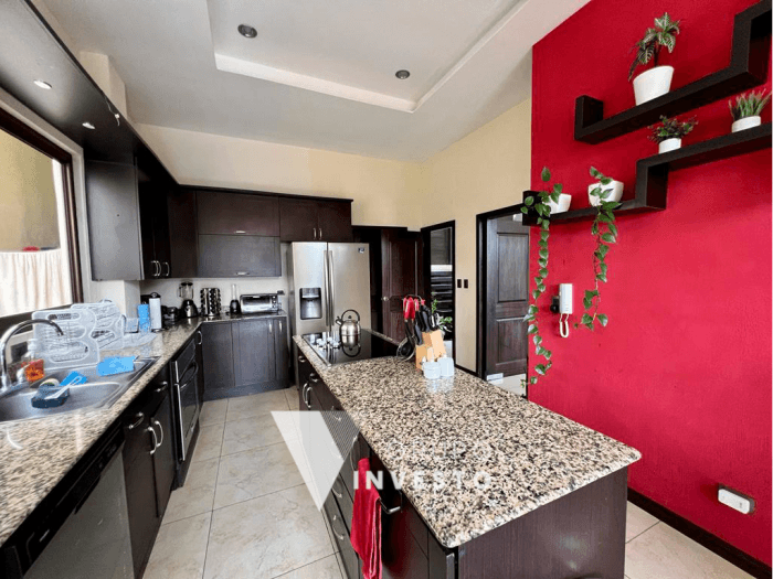 Venta de amplia casa en El Socorro, Km. 12.5, CAES — foto 9