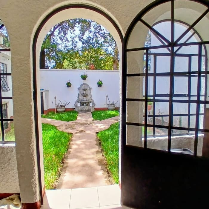 Amplia Casa en Venta en Las Hojarascas, Mixco — foto 11