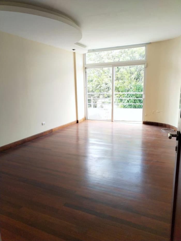 Vendo Casa en Zona 15 — foto 4