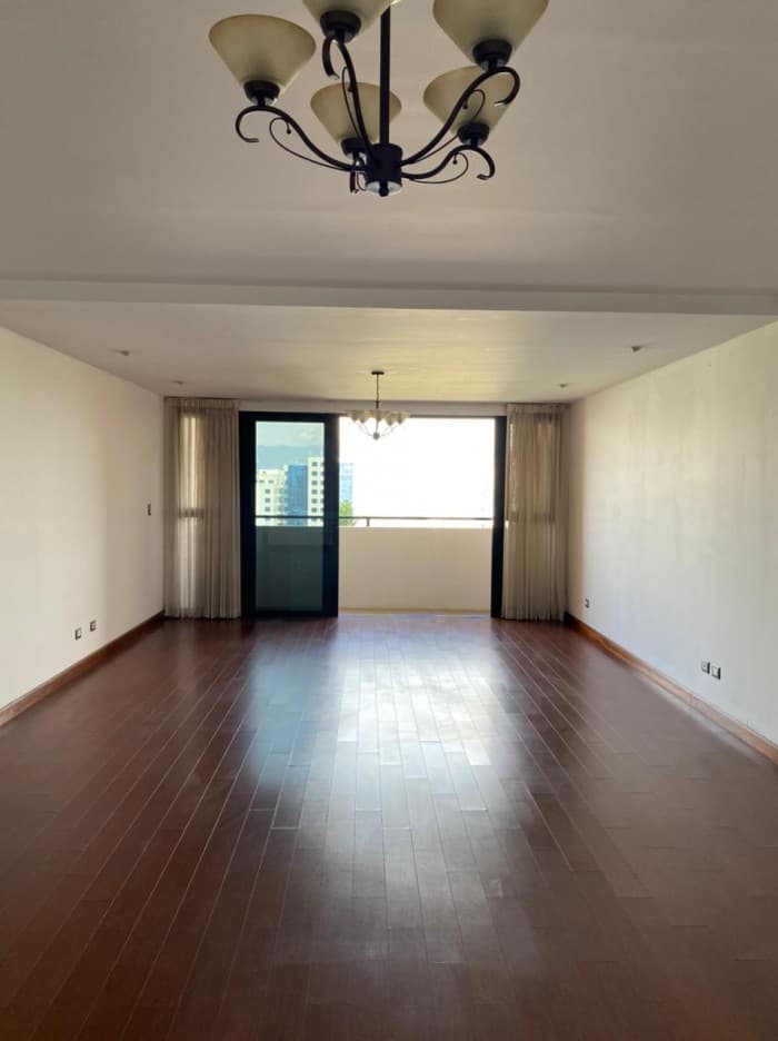 VENDO APARTAMENTO TORRE CONDESA ZONA 14 — foto 1