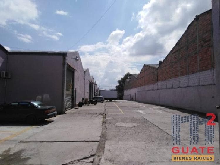 Bodega de 100 m2 de construcción en Renta, Zona 12 — foto 2