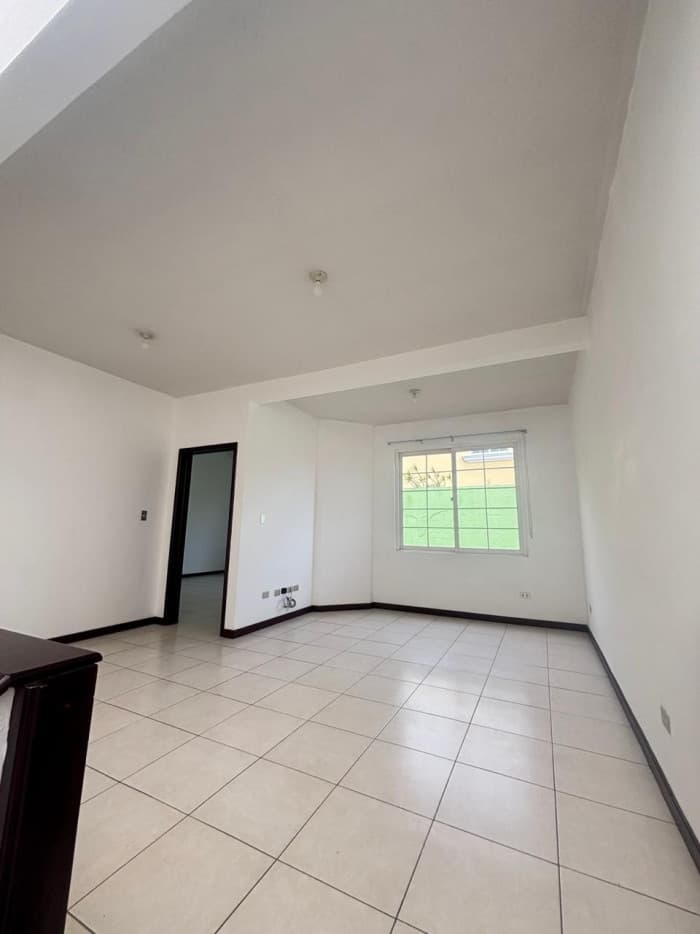Casa en venta y renta condominio Entreverdes Fraijanes — foto 5
