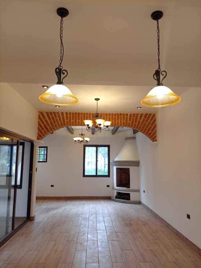 CASA COLONIAL EN VENTA EN ALOTENANGO ANTIGUA GARDENS — foto 5