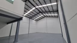 RENTO BODEGA EN ZONA 12