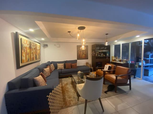 NO DISPONIBLE, Venta de casa en Cumbres de la Arboleda.