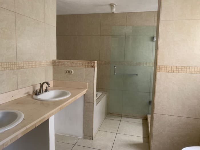 Casa en venta para inversión en Carretera a El Salvador — foto 8