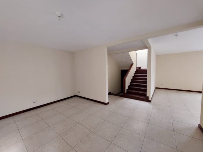 Casa en Venta en Condominio de San José Pinula — foto 4