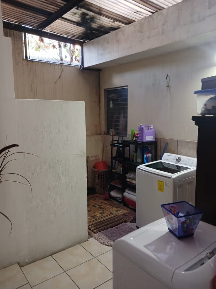VENDO CASA LOMAS DE BALCONES SAN CRISTOBAL ZONA 8 MIXCO — foto 12