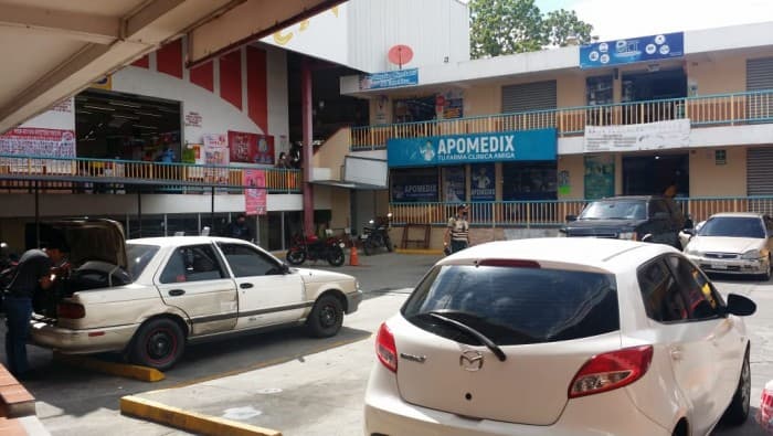 EN VENTA PLAZA COMERCIAL EN ZONA 18 GUATEMALA — foto 15