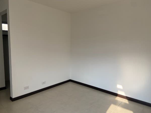 APARTAMENTO EN RENTA EN CONDADO NARANJO — foto 9