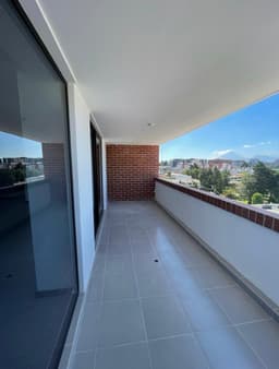 Apartamento para Inversión en Venta en Zona 14 La Villa