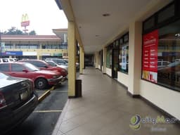 Local en Renta 2o nivel C. Comercial km. 14 CAES