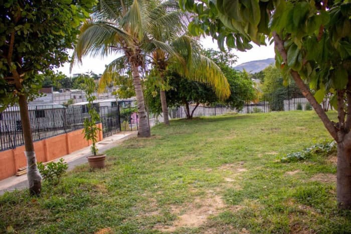 VENDO TERRENO CON 5 CASAS CERCA DE PRADERA CHIQUIMULA — foto 5