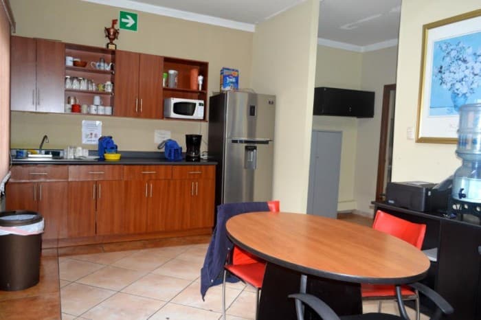 Venta de Ofibodega dentro de Empresarial  zona 4 Mixco — foto 13