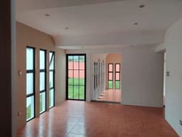 Residencia en Alquiler en Condominio de Muxbal