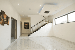 CASA EN VENTA PARA ESTRENAR EN LA FONTANA I/MI