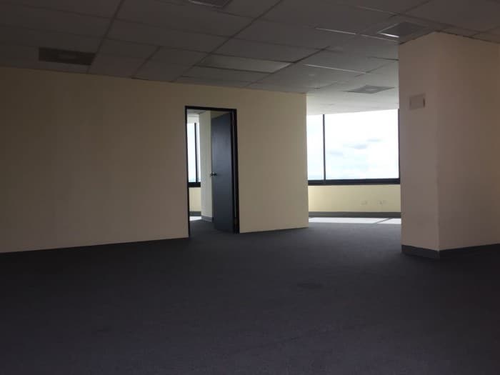 Oficina en Penthouse en Renta Zona 10 — foto 13