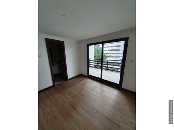 Apartamento en venta ideal para inversion, en zona 14 R — foto 5