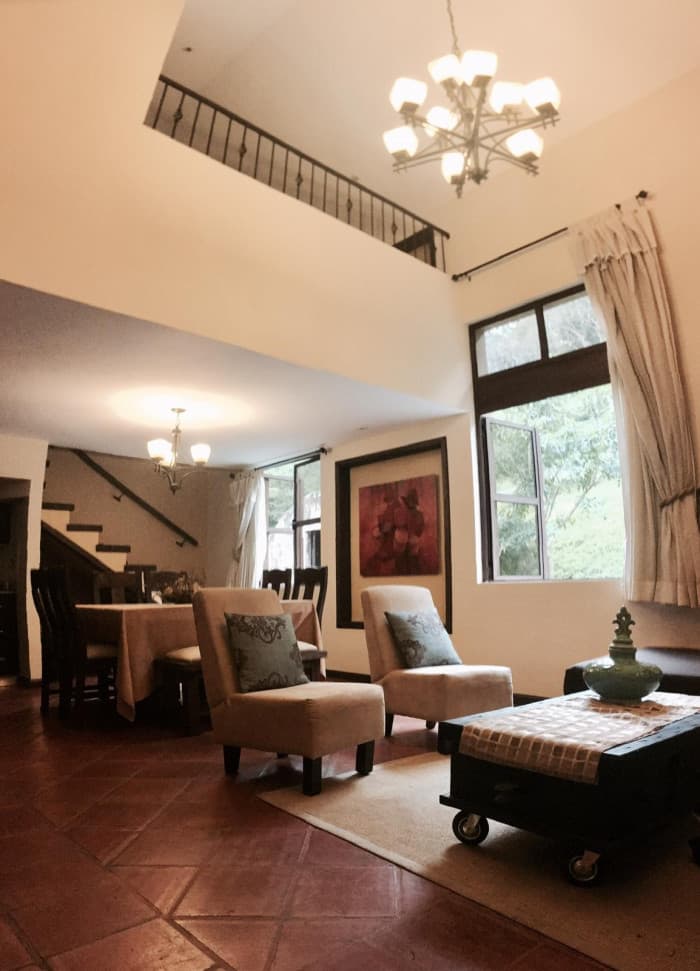 En Alquiler Villa amueblada en Antigua Guatemala — foto 2
