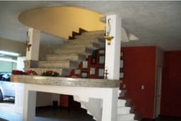 CASA EN VENTA REMODELADA EN MOLINO DE LAS FLORES