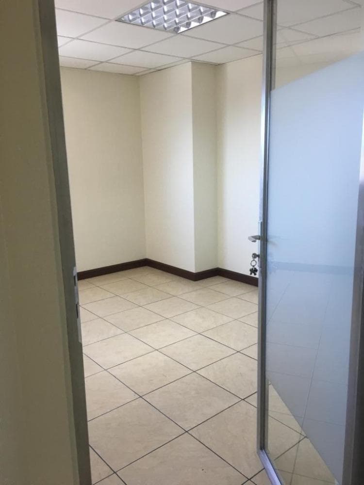 Oficina en venta en Torino zona 10 Guatemala — foto 11