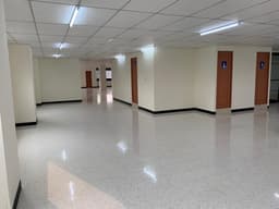 Oficinas en Renta de 2 Niveles en la Zona 9