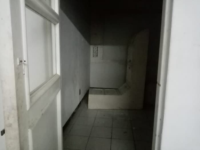 Rento amplia casa para uso comercial zona 9 — foto 4