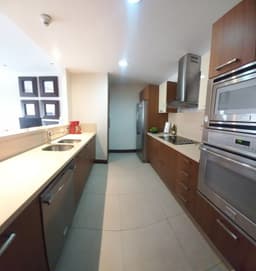 APARTAMENTO EN RENTA EN TIFANNY CAÑADA ZONA 14