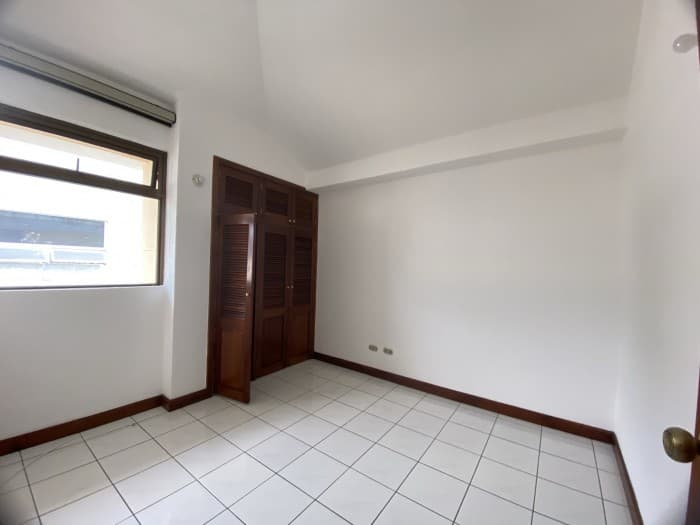 Apartamento en Renta zona 10 Guatemala — foto 13