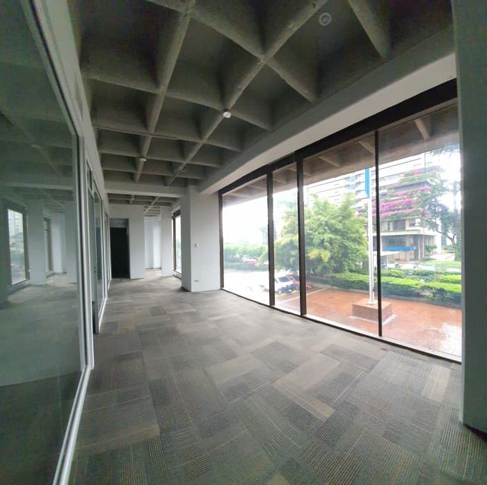 Alquilo oficina en zona 10 Diagonal ¡oficina céntrica! — foto 7