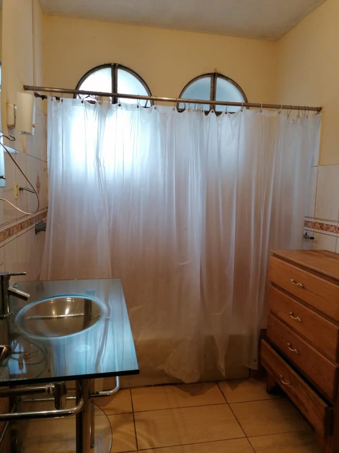 Venta Casa grande con apartamentos en zona 12 — foto 8