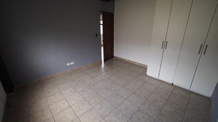 Venta de apartamento en Edificio Villa Luna, zona 10. — foto 9