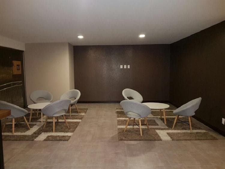 Rento lindo apartamento amueblado zona 10 — foto 13