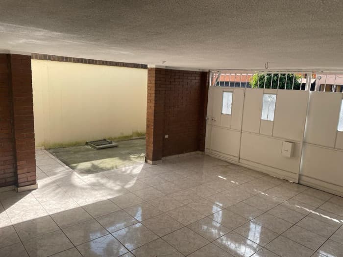Casa en RENTA, San Jorge zona 11 — foto 1